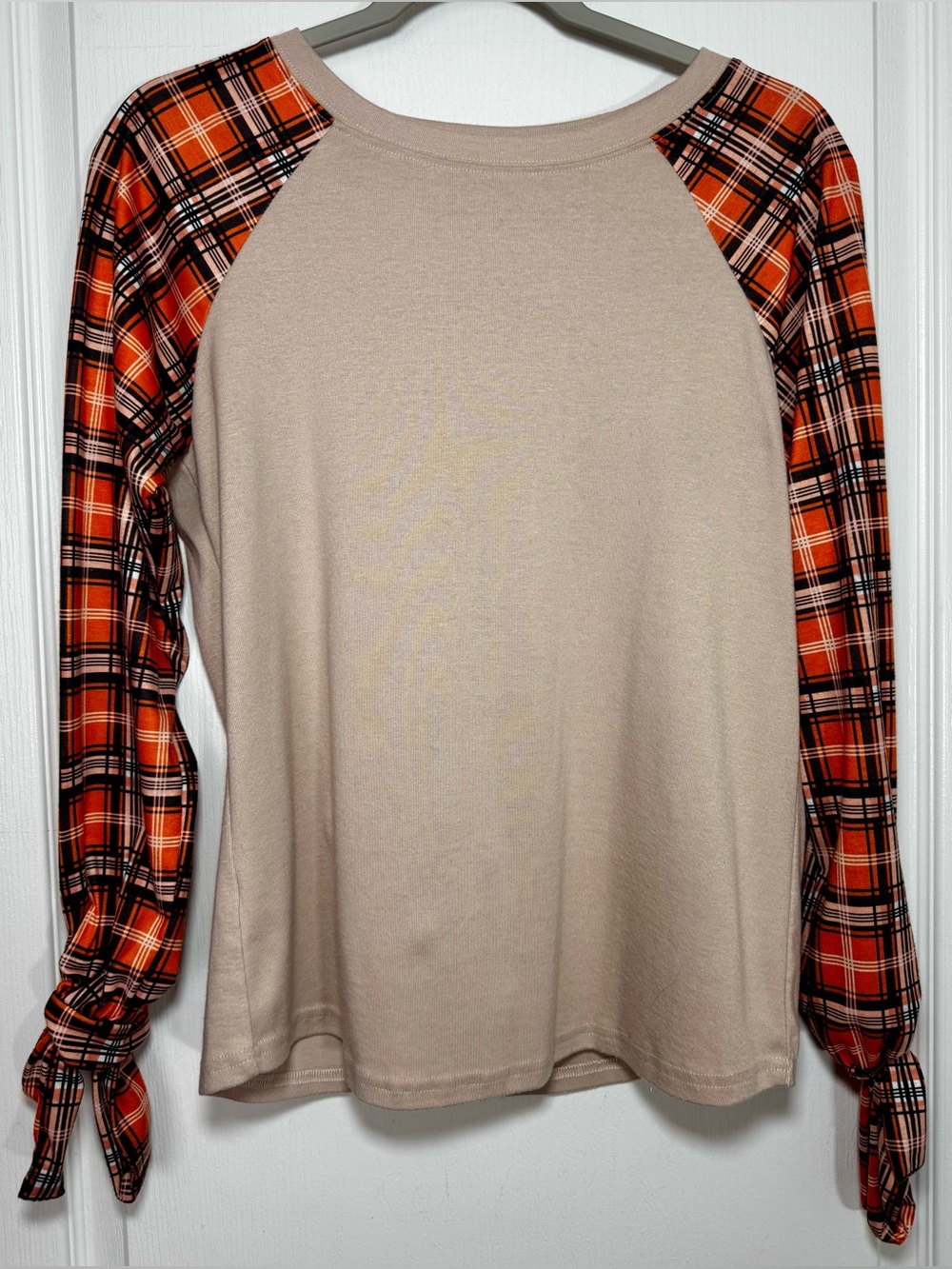 Beige Raglan Long-Sleeve Shirt with Orange Plaid Bow Sleeves #1849
